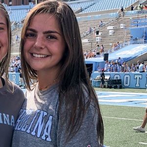 Meet your Posher, Gaby